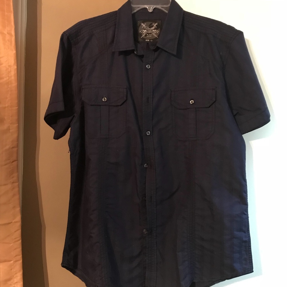 Men’s short sleeve shirt